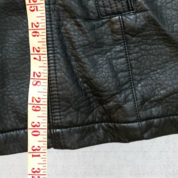 Buckle Black Men’s Faux Leather Moto Jacket Size XL - Picture 9 of 11